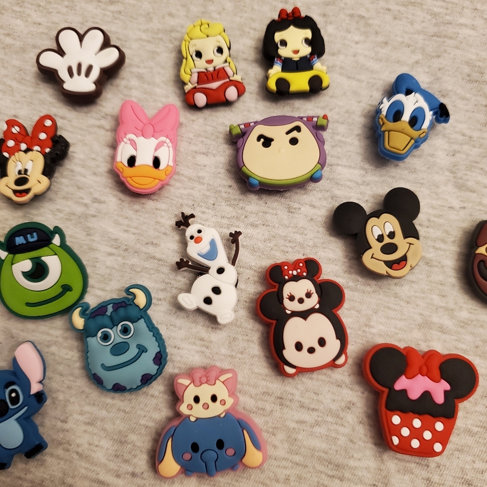 17 Pcs Disney Crocs Shoes Charms Jibbitz Mickey - Picture 4 of 5